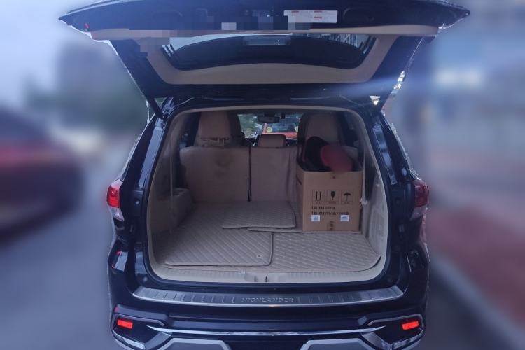 Used Toyota Highlander 2018 2.0T Four-Wheel Drive Prestige Version 7 Seats China V Emission Standard Trunk