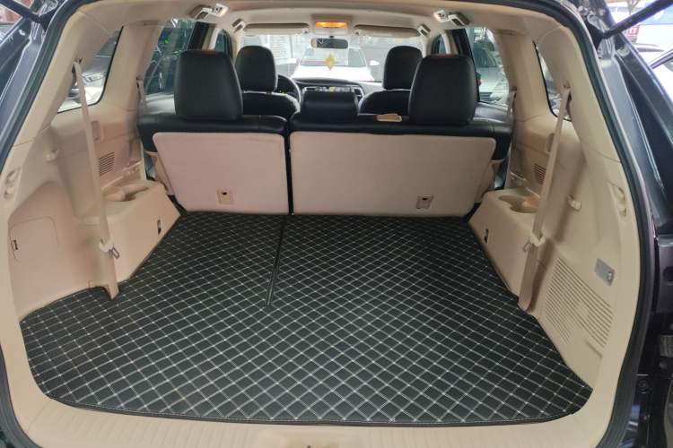 Used Toyota Highlander 2018 2.0T Four-Wheel Drive Elite Edition 7 Seats China VI Standard Trunk