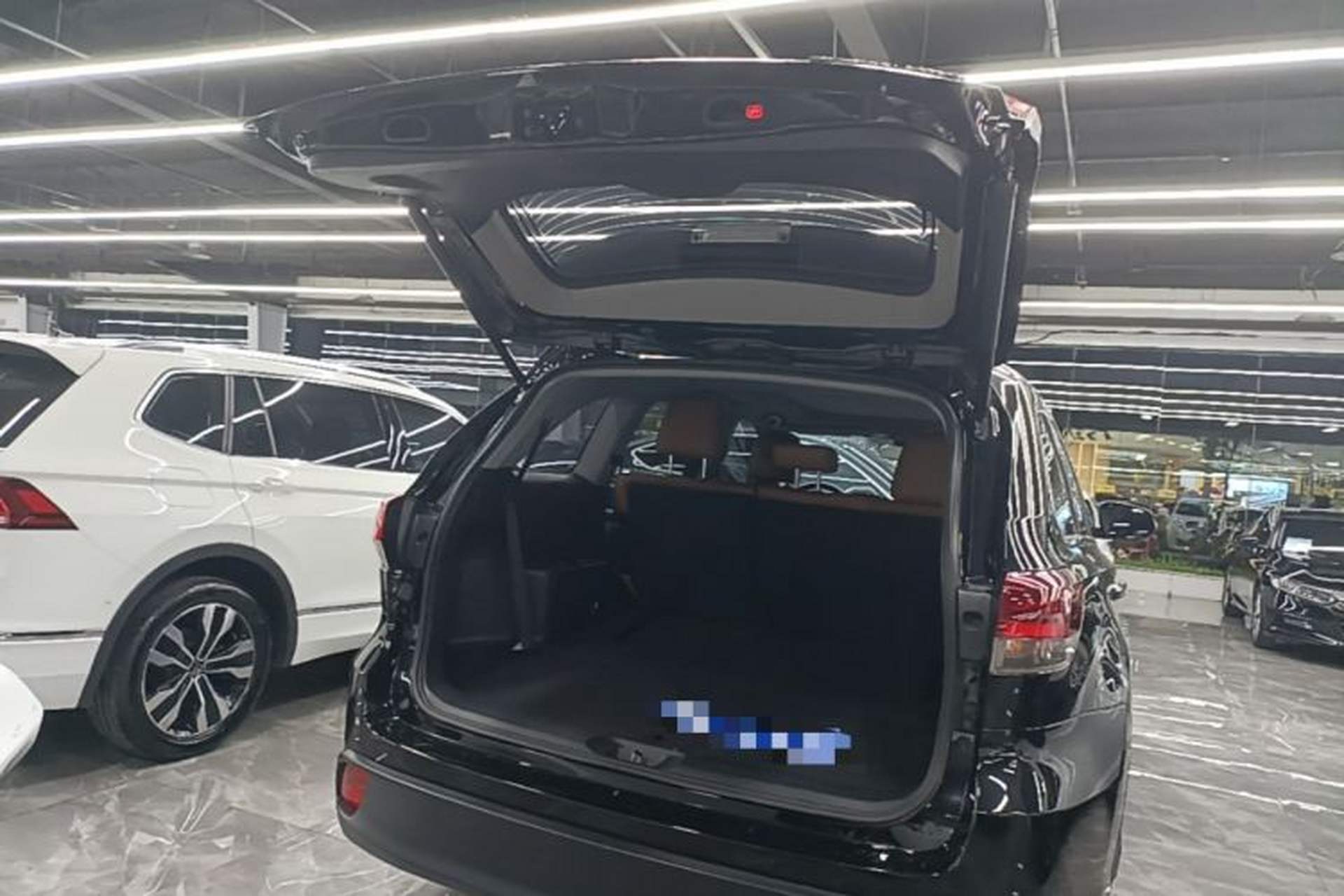 Used Toyota Highlander 2018 2.0T Four-Wheel Drive Knight Edition 7 Seats China VI Standard Trunk