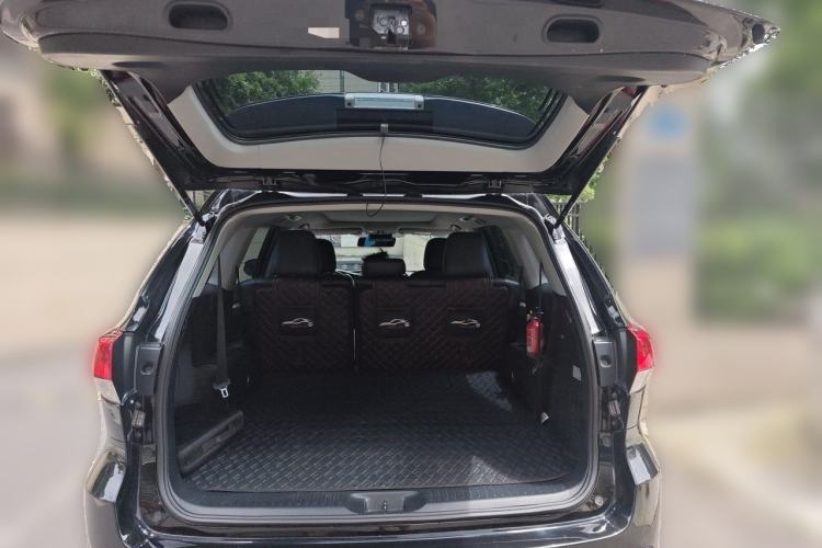Used Toyota Highlander 2018 2.0T Four-Wheel Drive Luxury Version 7 Seats China VI Standard Trunk