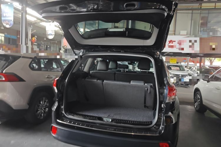 Used Toyota Highlander 2018 2.0T Four-Wheel Drive Luxury Version 7 Seats China VI Standard Trunk