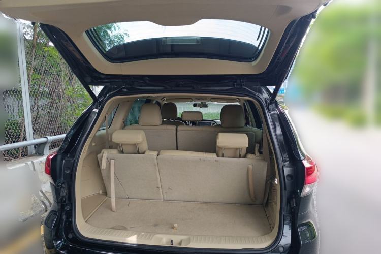 Used Toyota Highlander 2018 2.0T Two-Wheel Drive Elite Edition 7 Seats Emission Standard China V Trunk