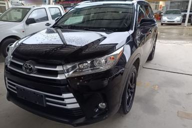 Used Toyota Highlander 2018 2.0T Four-Wheel Drive Luxury Version 7 Seats China VI Standard