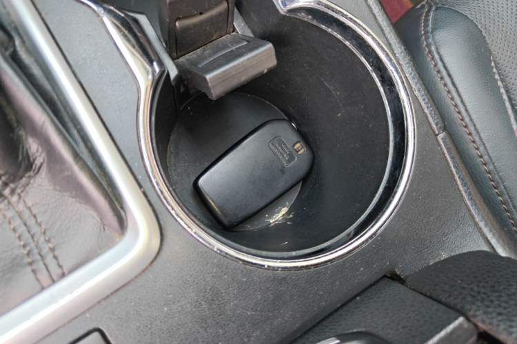 Used Toyota Highlander  Vehicle Key