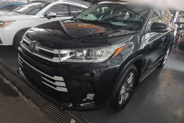 Used Toyota Highlander 2018 2.0T Four-Wheel Drive Luxury Version 7 Seats China VI Standard