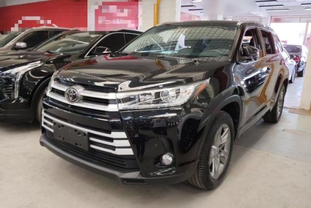 Toyota Highlander 2018 2.0T Four-Wheel Drive Luxury Version 7 Seats China VI Standard usado