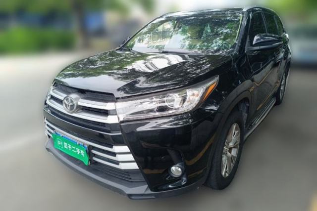Toyota Highlander 2018 2.0T Two-Wheel Drive Elite Edition 7 Seats Emission Standard China V مستعملة