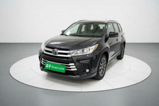 Używany Toyota Highlander 2018 2.0T Two-Wheel-Drive Luxury Edition 7 Seats Emission Standard China V