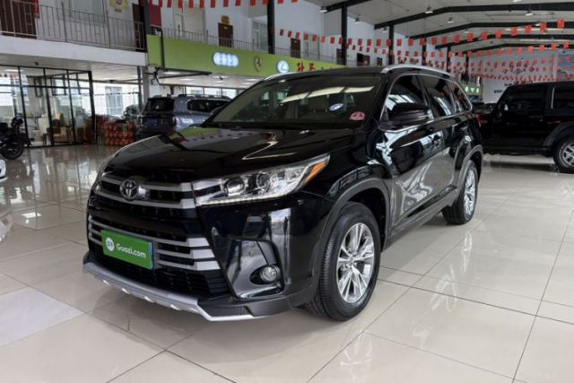 Toyota Highlander 2018 2.0T Four-Wheel Drive Elite Edition 7 Seats China V Standard مستعملة