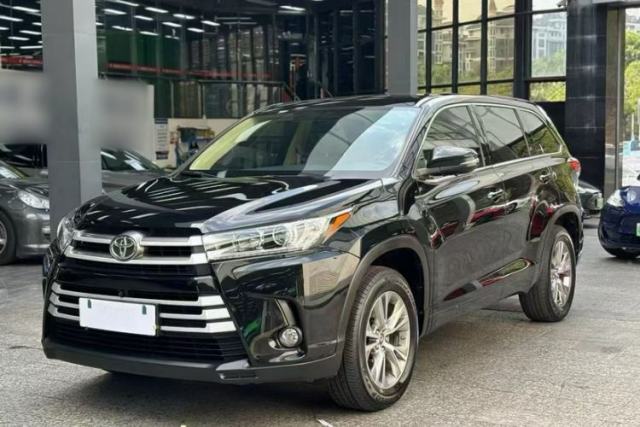 Used Toyota Highlander 2018 2.0T Two-Wheel Drive Elite Edition 7 Seats China VI Standard