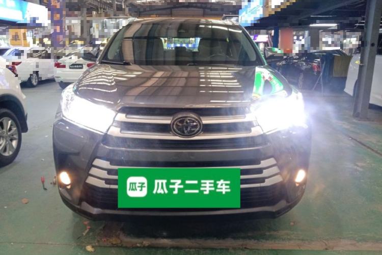 Used Toyota Highlander 2018 2.0T Four-Wheel Drive Luxury Edition 7 Seats China V Emission Standard Exterior 1
