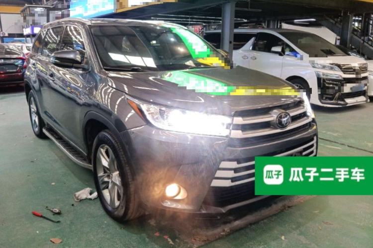 Used Toyota Highlander 2018 2.0T Four-Wheel Drive Luxury Edition 7 Seats China V Emission Standard Exterior 2