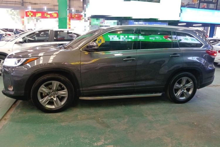 Used Toyota Highlander 2018 2.0T Four-Wheel Drive Luxury Edition 7 Seats China V Emission Standard Exterior 3