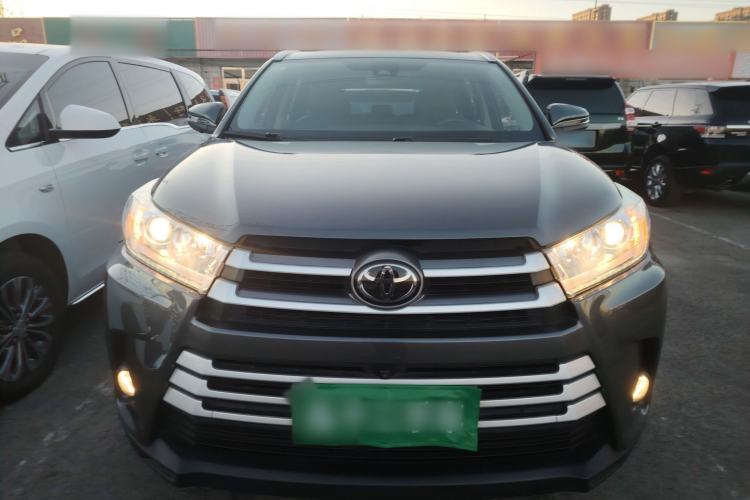 Used Toyota Highlander 2018 2.0T Two-Wheel Drive Luxury Edition 7 Seats China VI Standard Front