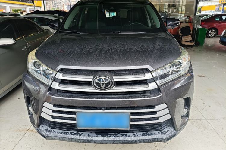 Used Toyota Highlander 2018 2.0T Two-Wheel-Drive Luxury Edition 7 Seats Emission Standard China V Front