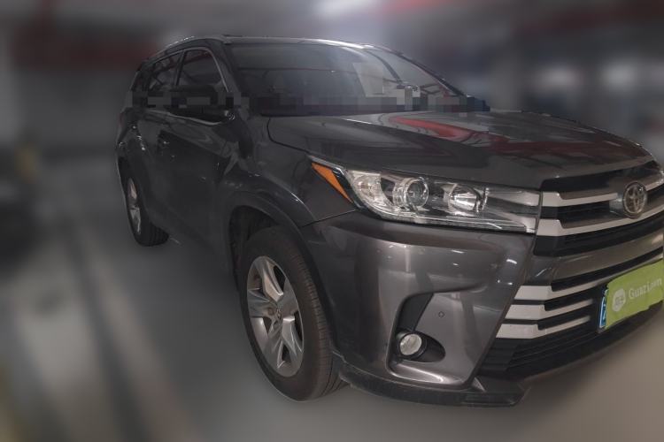 Used Toyota Highlander 2018 2.0T Four-Wheel Drive Luxury Edition 7 Seats China V Emission Standard Front Right 45 Deg