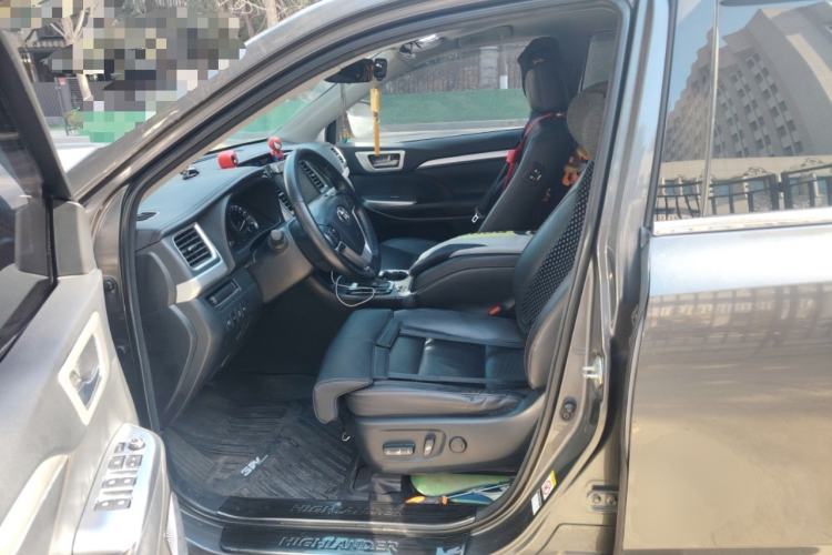 Used Toyota Highlander 2018 2.0T Four-Wheel Drive Prestige Version 7 Seats China V Emission Standard Left Front Seat