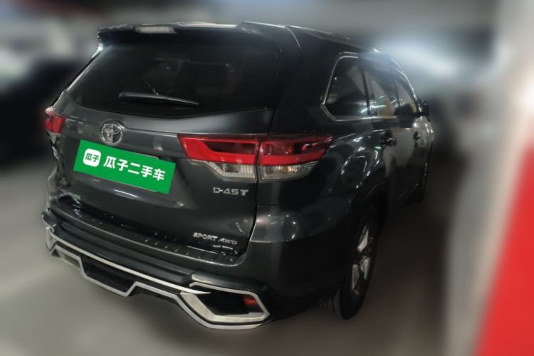Used Toyota Highlander 2018 2.0T Four-Wheel Drive Luxury Version 7 Seats China VI Standard Rear Right 45 Deg
