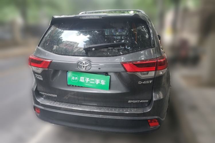 Used Toyota Highlander 2018 2.0T Four-Wheel Drive Prestige Version 7 Seats China V Emission Standard Rear