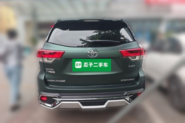 Used Toyota Highlander 2018 2.0T Four-Wheel Drive Luxury Edition 7 Seats China V Emission Standard Rear