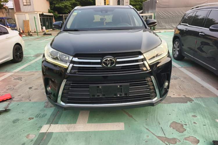 Used Toyota Highlander 2018 2.0T Two-Wheel Drive Prestige Version 7 Seats China V Emission Standard Front