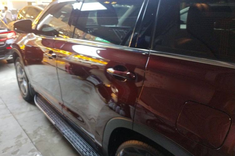 Used Toyota Highlander 2018 2.0T Four-Wheel Drive Prestige Version 7 Seats China VI Standard Exterior 3