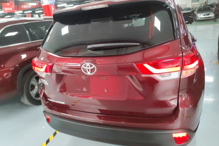 Used Toyota Highlander 2018 2.0T Four-Wheel Drive Luxury Edition 7 Seats China V Emission Standard Exterior 4
