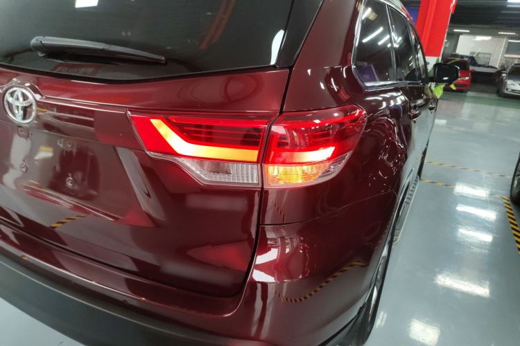 Used Toyota Highlander 2018 2.0T Four-Wheel Drive Luxury Edition 7 Seats China V Emission Standard Exterior 6