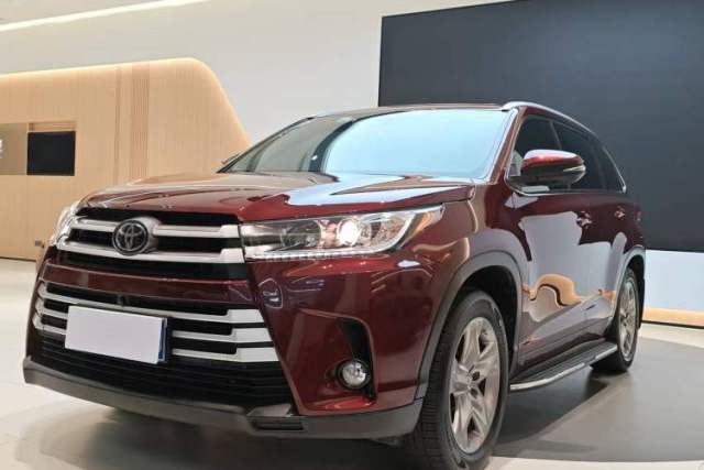 Used Toyota Highlander 2018 2.0T Two-Wheel-Drive Luxury Edition 7 Seats Emission Standard China V