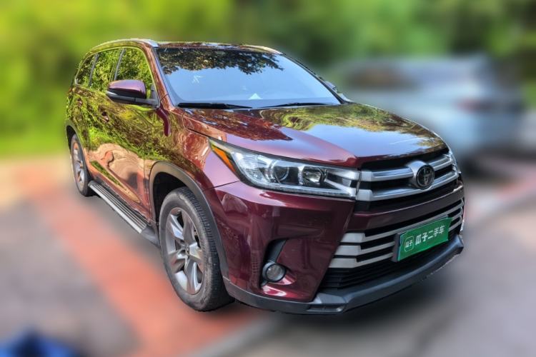 Used Toyota Highlander 2018 2.0T Four-Wheel Drive Luxury Edition 7 Seats China V Emission Standard Front Right 45 Deg