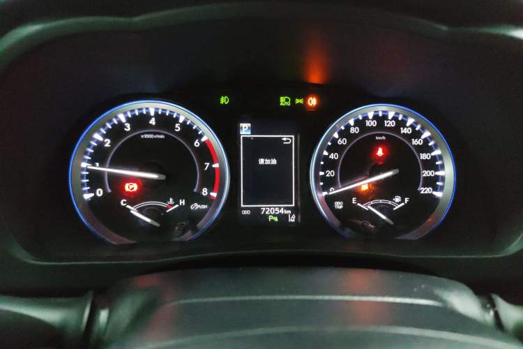 Used Toyota Highlander 2018 2.0T Four-Wheel Drive Luxury Edition 7 Seats China V Emission Standard Instrument Cluster