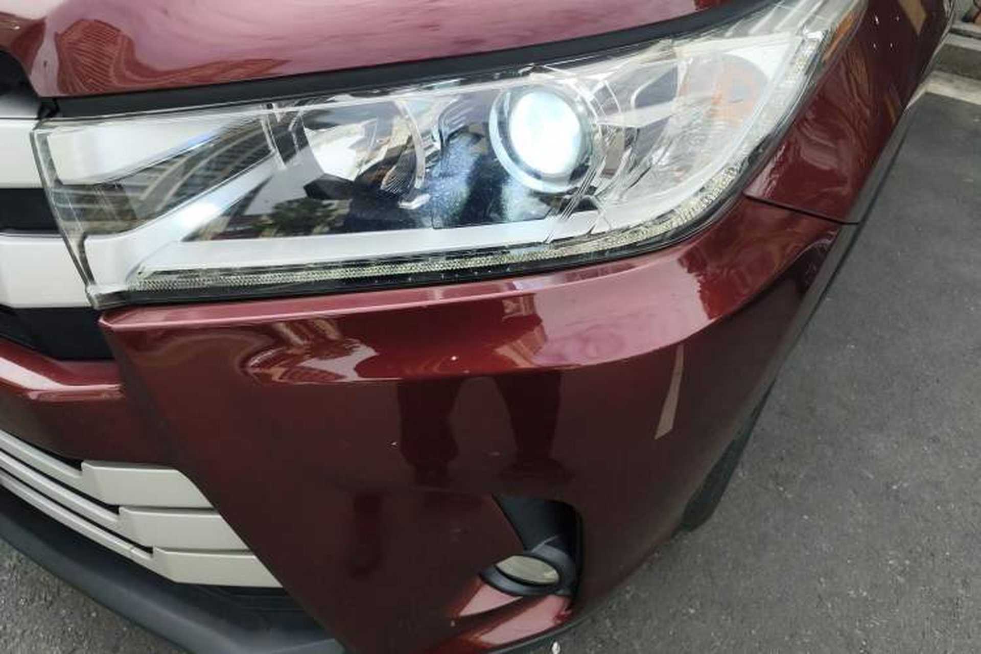 Used Toyota Highlander 2018 2.0T Four-Wheel Drive Luxury Edition 7 Seats China V Emission Standard Left Front Headlight