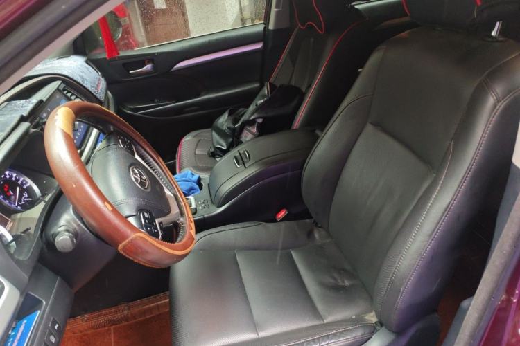 Used Toyota Highlander 2018 2.0T Four-Wheel Drive Prestige Version 7 Seats China V Emission Standard Left Front Seat