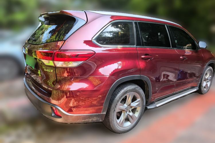 Used Toyota Highlander 2018 2.0T Four-Wheel Drive Luxury Edition 7 Seats China V Emission Standard Rear Right 45 Deg