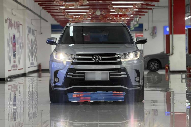 Used Toyota Highlander 2018 2.0T Two-Wheel Drive Elite Edition 5 Seats Emission Standard China V Exterior 1