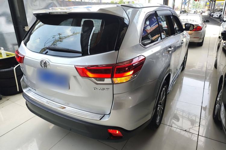Used Toyota Highlander 2018 2.0T Two-Wheel Drive Elite Version 5 Seats China VI Standard Exterior 2