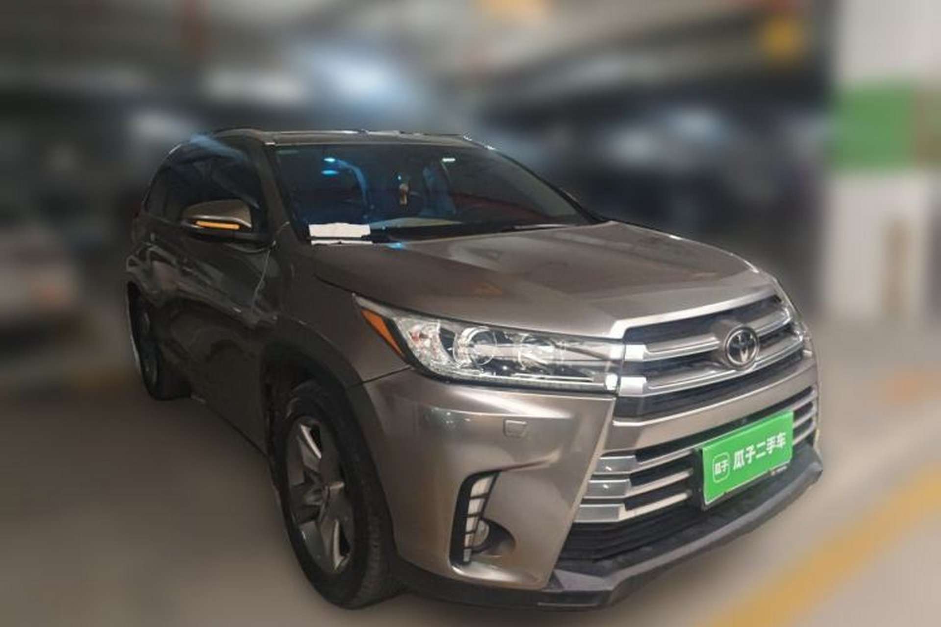 Used Toyota Highlander 2018 2.0T Four-Wheel Drive Ultimate Edition 7-Seater Emission Standard China V Front Right 45 Deg
