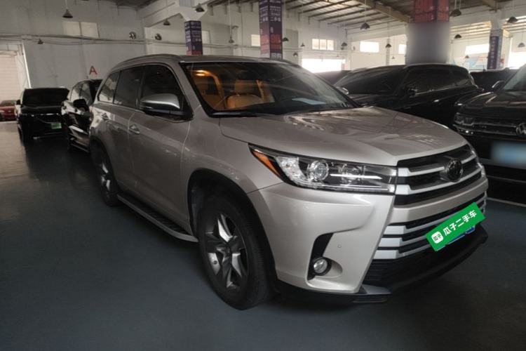Used Toyota Highlander 2018 2.0T Four-Wheel Drive Luxury Version 7 Seats China VI Standard Front Right 45 Deg