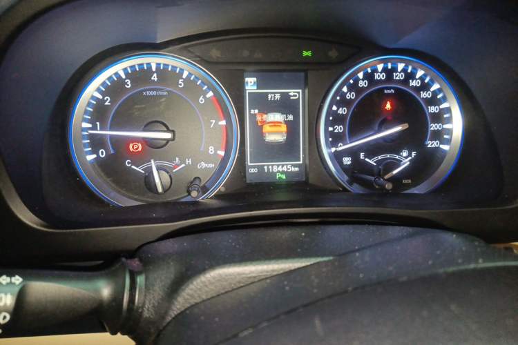Used Toyota Highlander 2018 2.0T Four-Wheel Drive Luxury Version 7 Seats China VI Standard Instrument Cluster