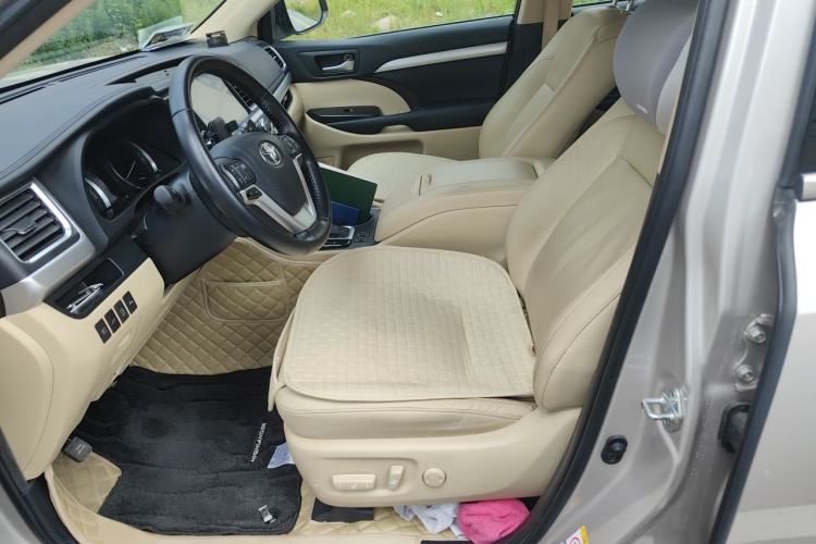 Used Toyota Highlander 2018 2.0T Four-Wheel Drive Prestige Version 7 Seats China VI Standard Left Front Seat