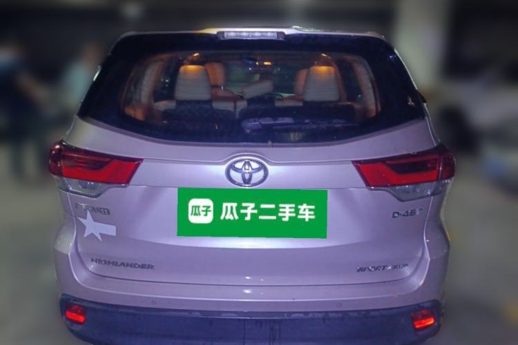 Used Toyota Highlander 2018 2.0T Four-Wheel Drive Luxury Version 7 Seats China VI Standard Rear