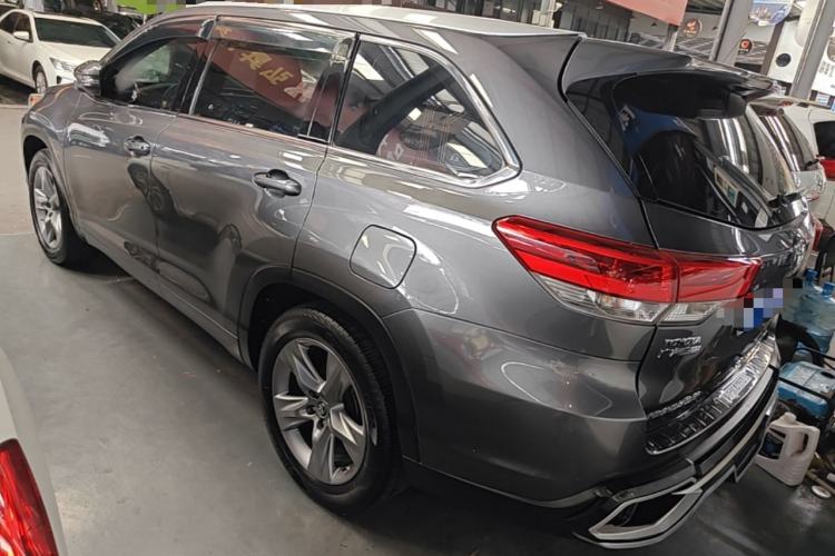 Used Toyota Highlander 2018 2.0T Four-Wheel Drive Luxury Version 7 Seats China VI Standard Rear Left 45 Deg