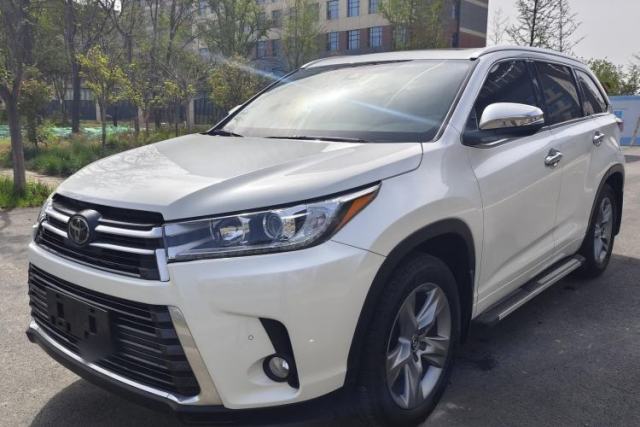 Used Toyota Highlander 2018 2.0T Four-Wheel Drive Prestige Version 7 Seats China V Emission Standard