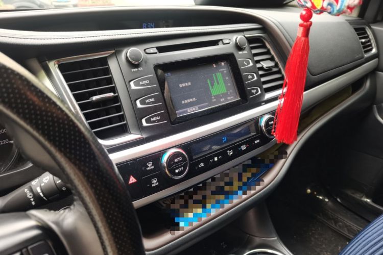 Used Toyota Highlander 2018 2.0T Four-Wheel Drive Luxury Version 7 Seats China VI Standard Audio And AC Panel