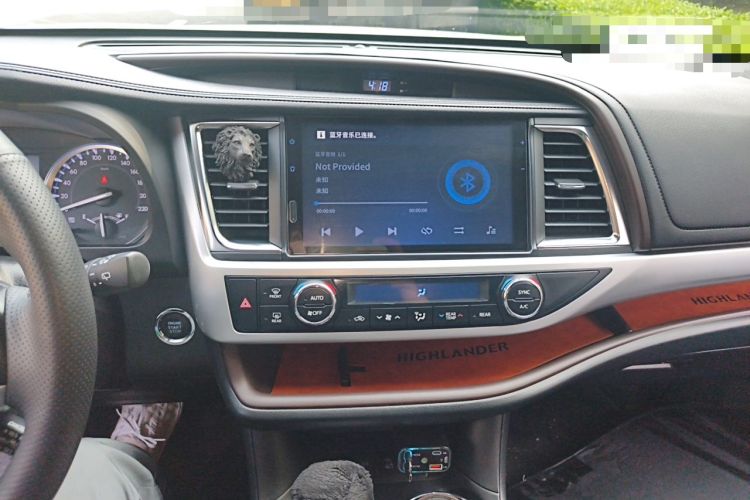 Used Toyota Highlander 2018 2.0T Four-Wheel Drive Prestige Version 7 Seats China V Emission Standard Audio And AC Panel