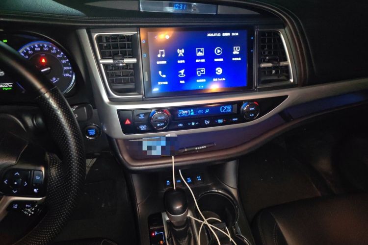 Used Toyota Highlander 2018 2.0T Four-Wheel Drive Ultimate Edition 7-Seater Emission Standard China V Audio And AC Panel