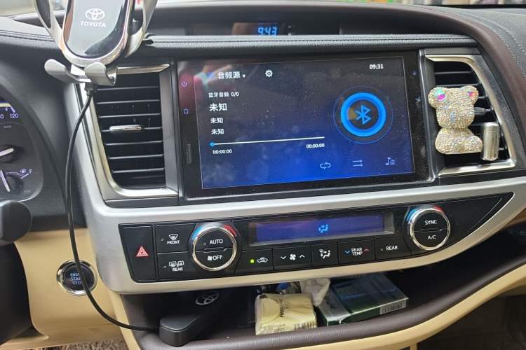 Used Toyota Highlander 2018 2.0T Four-Wheel Drive Ultimate Edition 7-Seater Emission Standard China V Audio And AC Panel