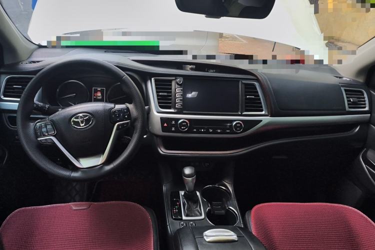 Used Toyota Highlander 2018 2.0T Four-Wheel Drive Luxury Edition 7 Seats China V Emission Standard Center Console