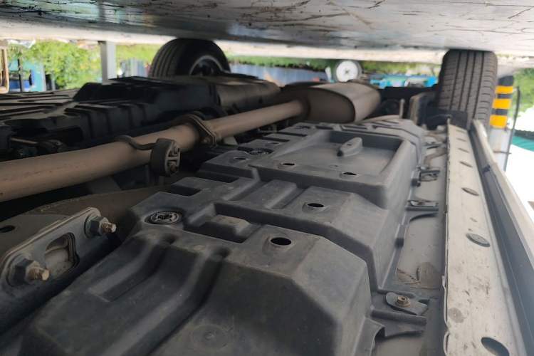 Used Toyota Highlander 2018 2.0T Four-Wheel Drive Prestige Version 7 Seats China VI Standard Chassis Front Right