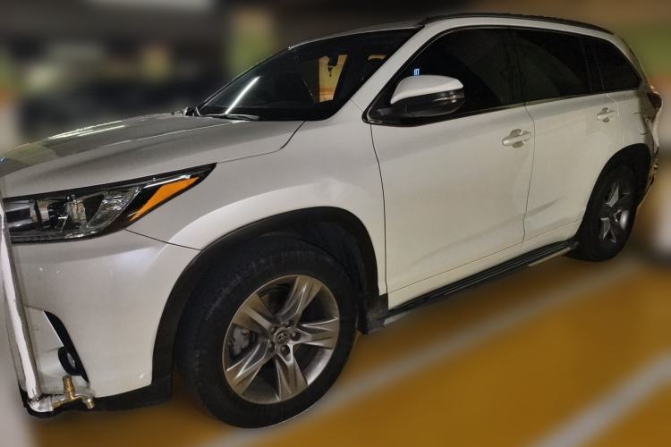 Used Toyota Highlander 2018 2.0T Four-Wheel Drive Luxury Version 7 Seats China VI Standard Guazi used car, China used car export, Used car for sale, Used cars, Cheapest cars for sale